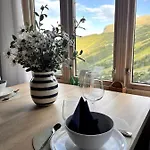 Skarsnuten Fjellandsby 23, Hemsedal, Ski-in/out